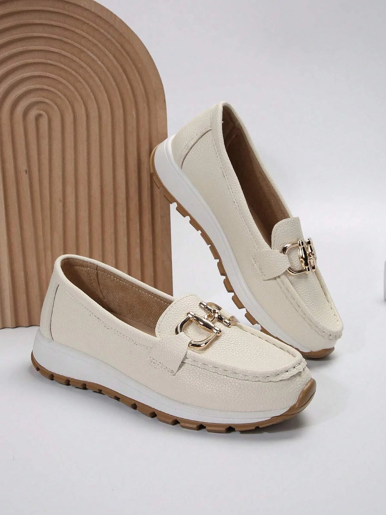 Women's Elegant Loafers with Metal Accent