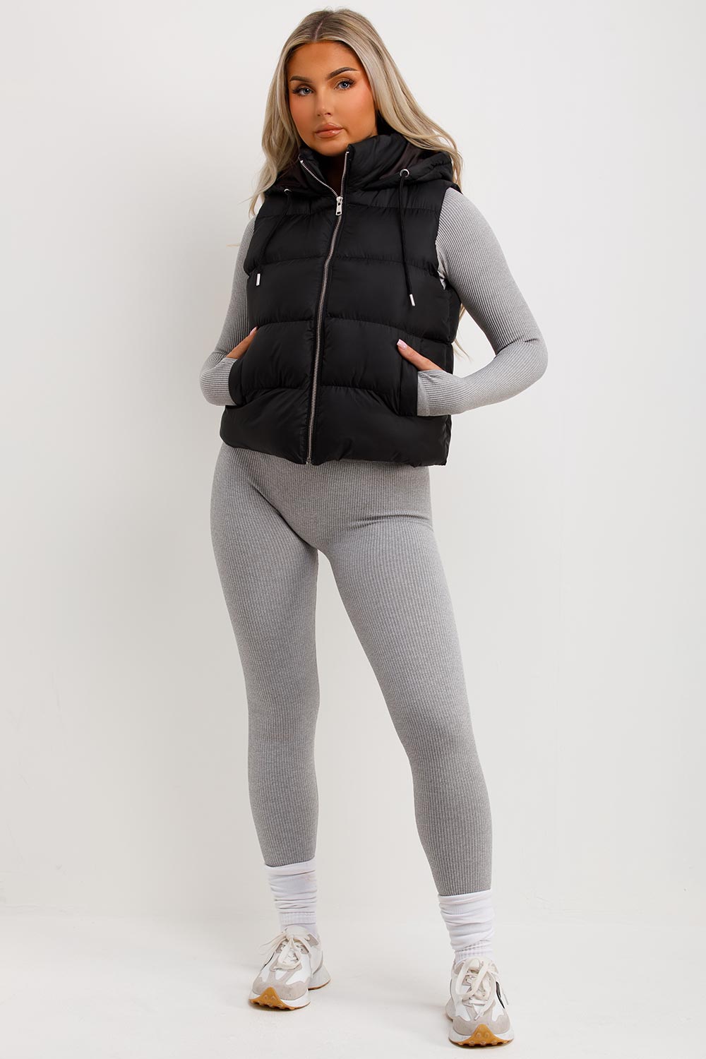 Women's Puffer Jacket with Hood and Zip Pockets