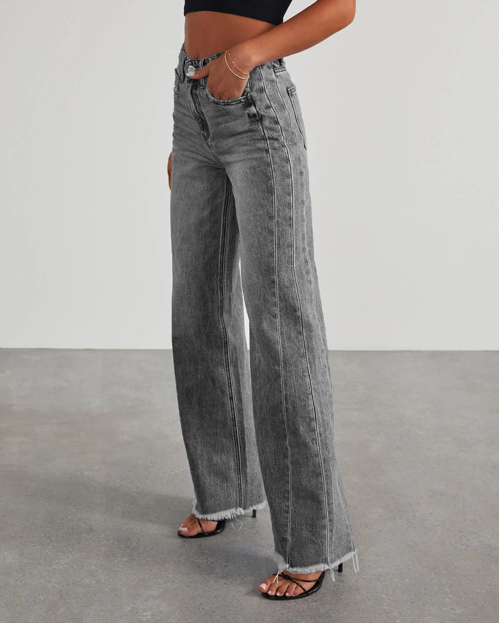 womens-wide-leg-jeans-with-raw-hem